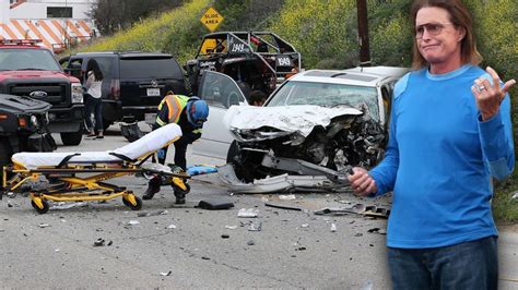 bruce jenner autounfall|Video shows Bruce Jenner rear